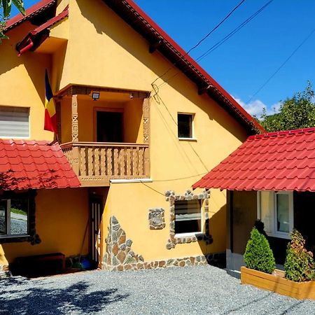 Villa Casablanca Podu Dimbovitei Exterior foto