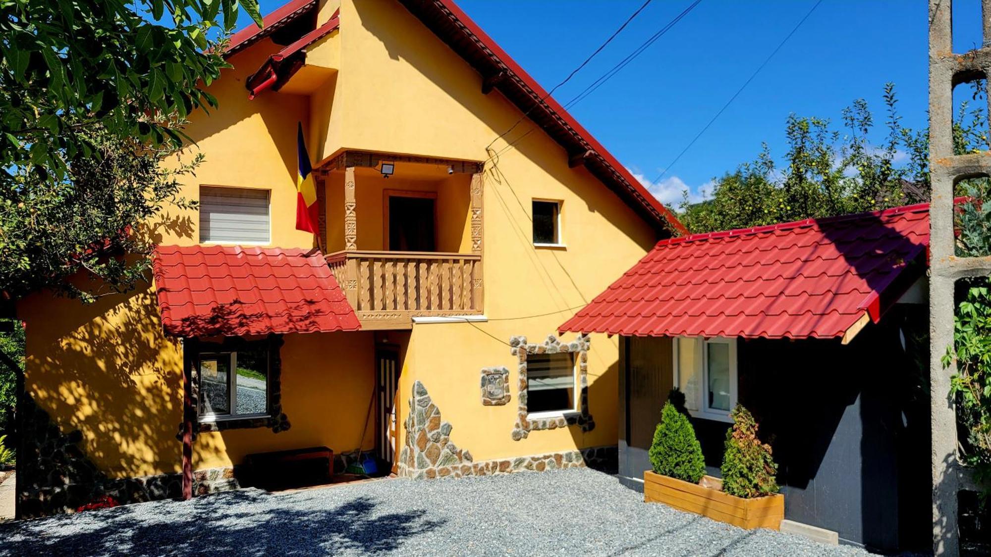 Villa Casablanca Podu Dimbovitei Exterior foto